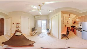 TV - Spacious & Stylish City Haven (Iloilo City)