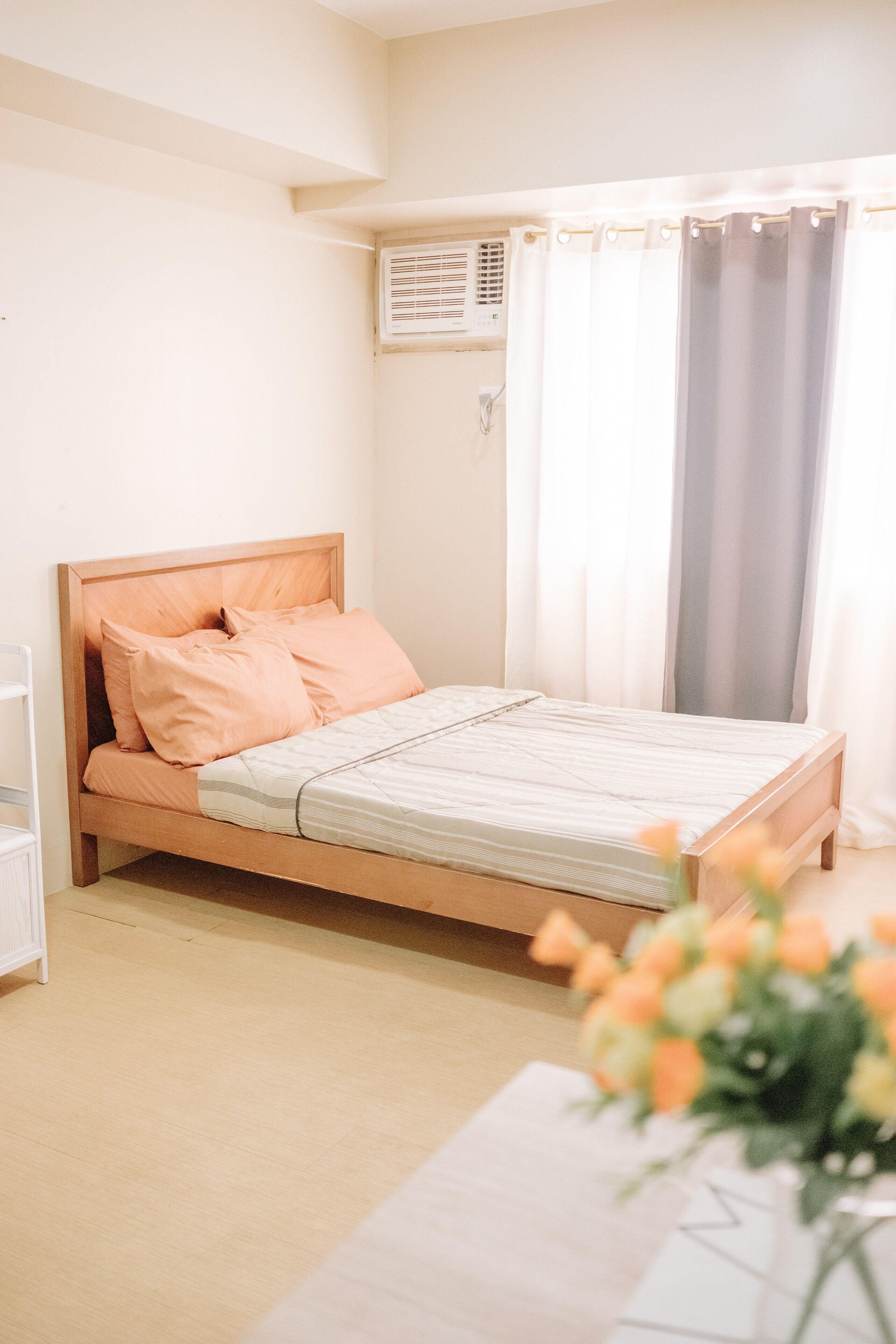 1 chambre, fer et planche à repasser, accès à Internet, literie fournie