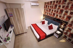 Deluxe Room | Laptop workspace, free WiFi - Hotel Volga Deluxe (New Delhi)
