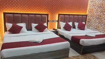 家庭房 | 笔记本电脑工作区、免费 WiFi