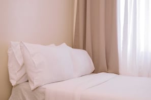 1 bedroom, iron/ironing board, Internet, bed sheets