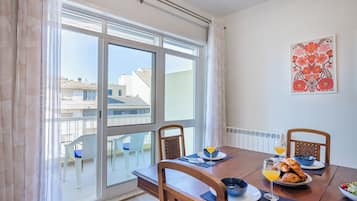 Family Apartment, 3 Bedrooms, Balcony | Living area | TV