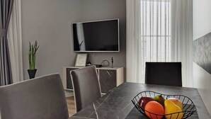 Imagen sin descripción, 3 de 30, botón