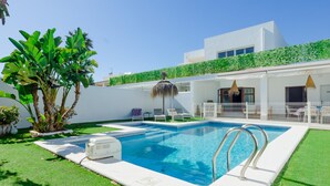 Villa - Moon Villa in Conil de la Frontera (Conil de la Frontera)
