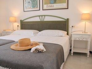 Villa | 4 bedrooms - Villa Estuario in Chiclana de La Frontera (Chiclana de la Frontera)