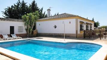 House, Smoking | 3 bedrooms