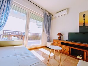 House, Smoking | 1 bedroom