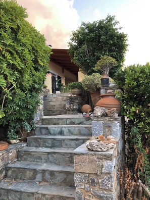 Villa, 2 chambres, balcon, vue jardin | Terrasse/Patio
