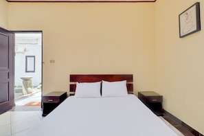 Premium bedding, free WiFi, bed sheets - Collection O Near Bali Royal Hospital Renon Formerly JC BoutiqueÂ Hotel (Denpasar)