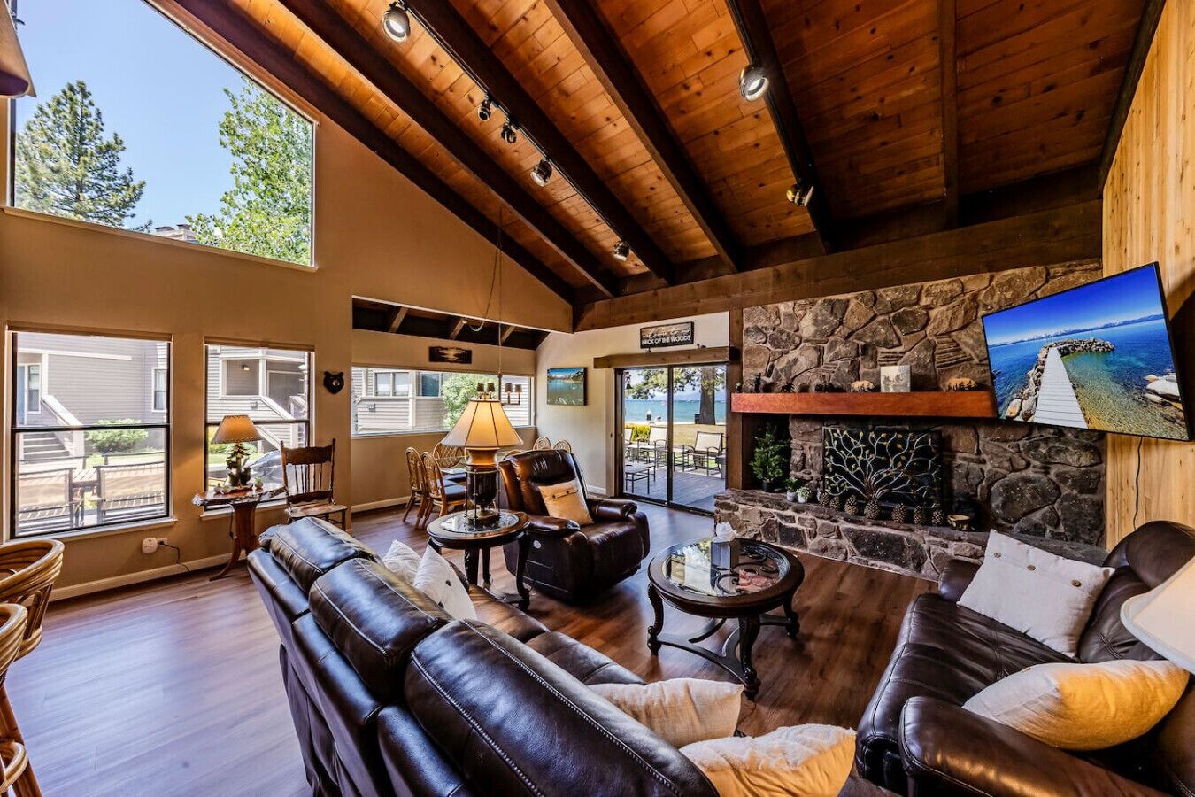 Fernseher, Kamin, Videospiele