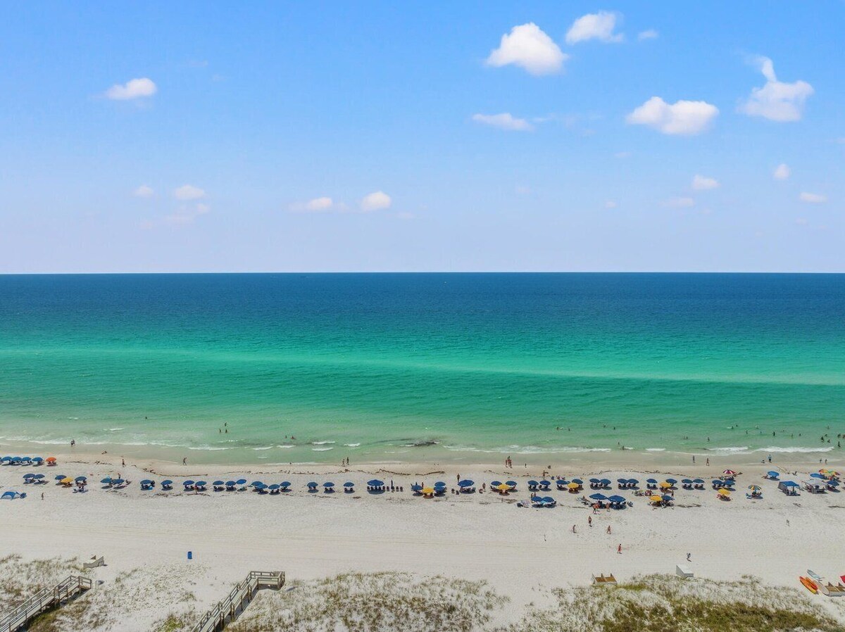 Photo 27 of 69 Crystal Beach Drive #7B! Luxury Beach Cottage!
