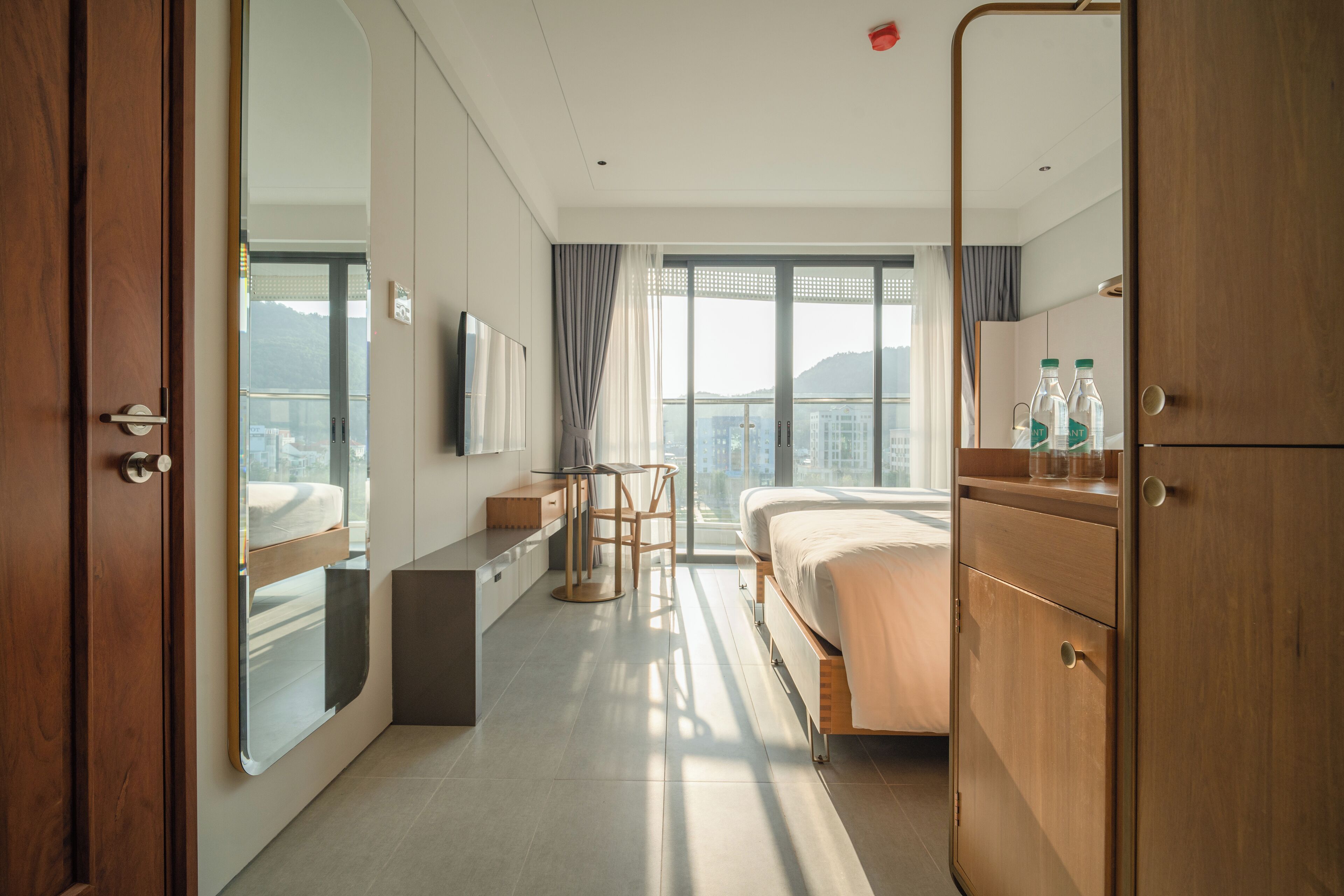 Allergikerbettwaren, Minibar, Schreibtisch