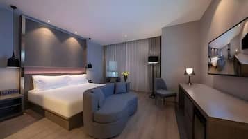 Premium bedding, free minibar, in-room safe, desk