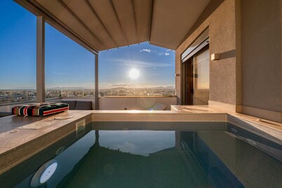 Elite Penthouse with Pool and Skyline View