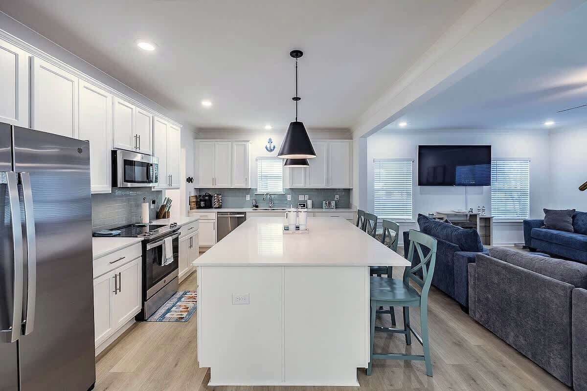 Cookware/dishes/utensils