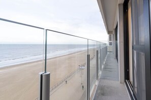 Beach - Apartment in Middelkerke with Sea Views (MIDDELKERKE)