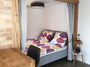 1 soverom, wi-fi (inkludert) og sengetøy