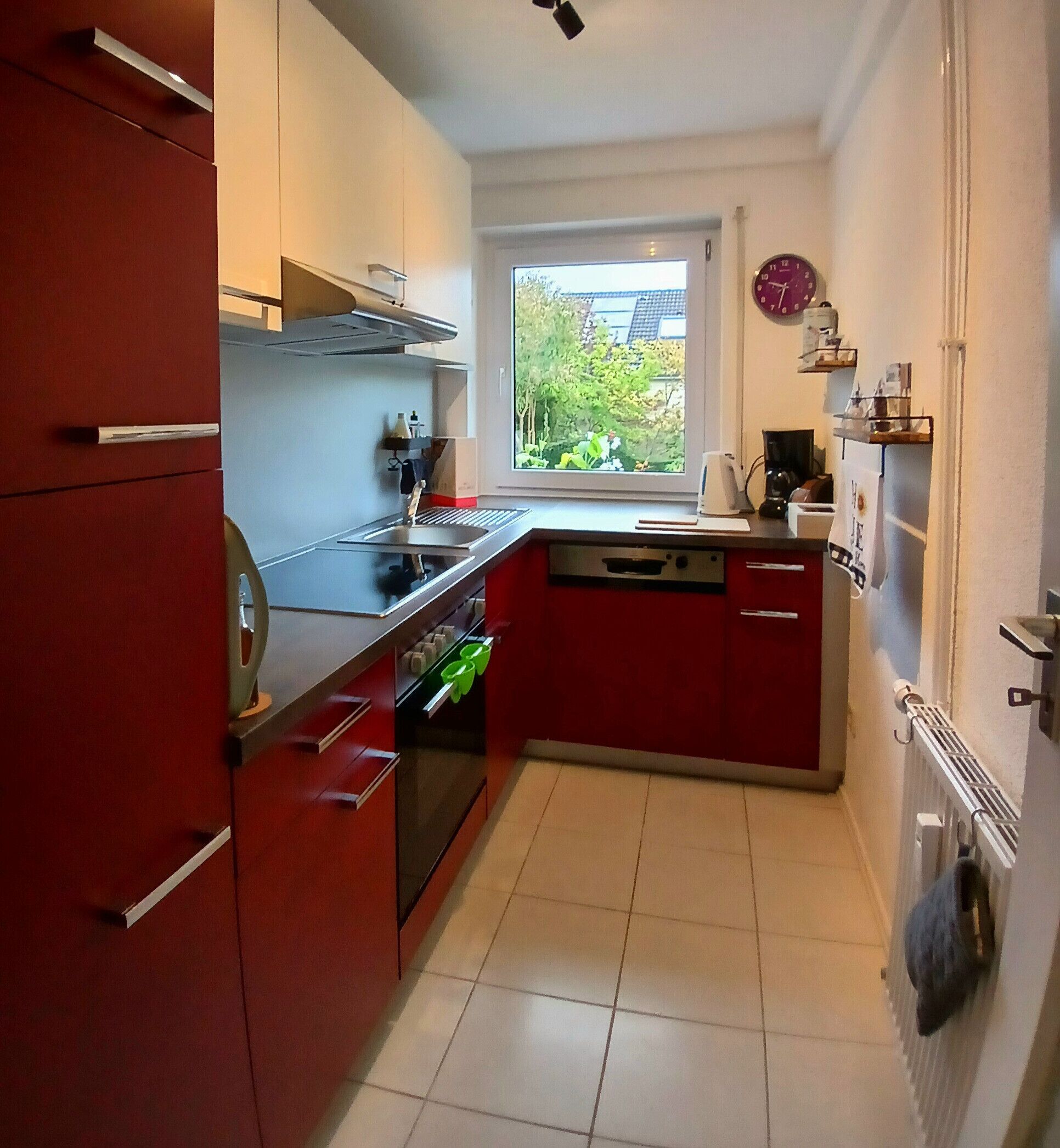 Kühlschrank, Ofen, Herdplatte, Geschirrspüler