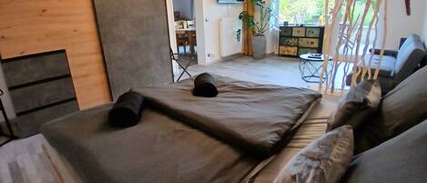 1 habitación, wifi gratis y ropa de cama