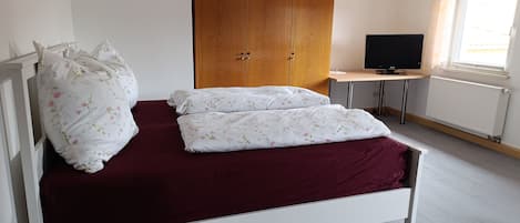 1 dormitori, wifi gratuïta i roba de llit