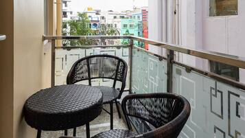 Honeymoon Suite | Balcony