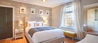 โฮสท์ สเตย์ ลูเวน เฮาส์