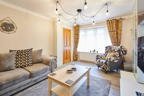 Talo | 4 makuuhuonetta