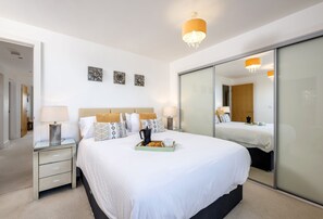 3 bedrooms, iron/ironing board, travel crib, WiFi