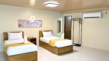 Twin Room | 1 bedroom, desk, laptop workspace, free WiFi
