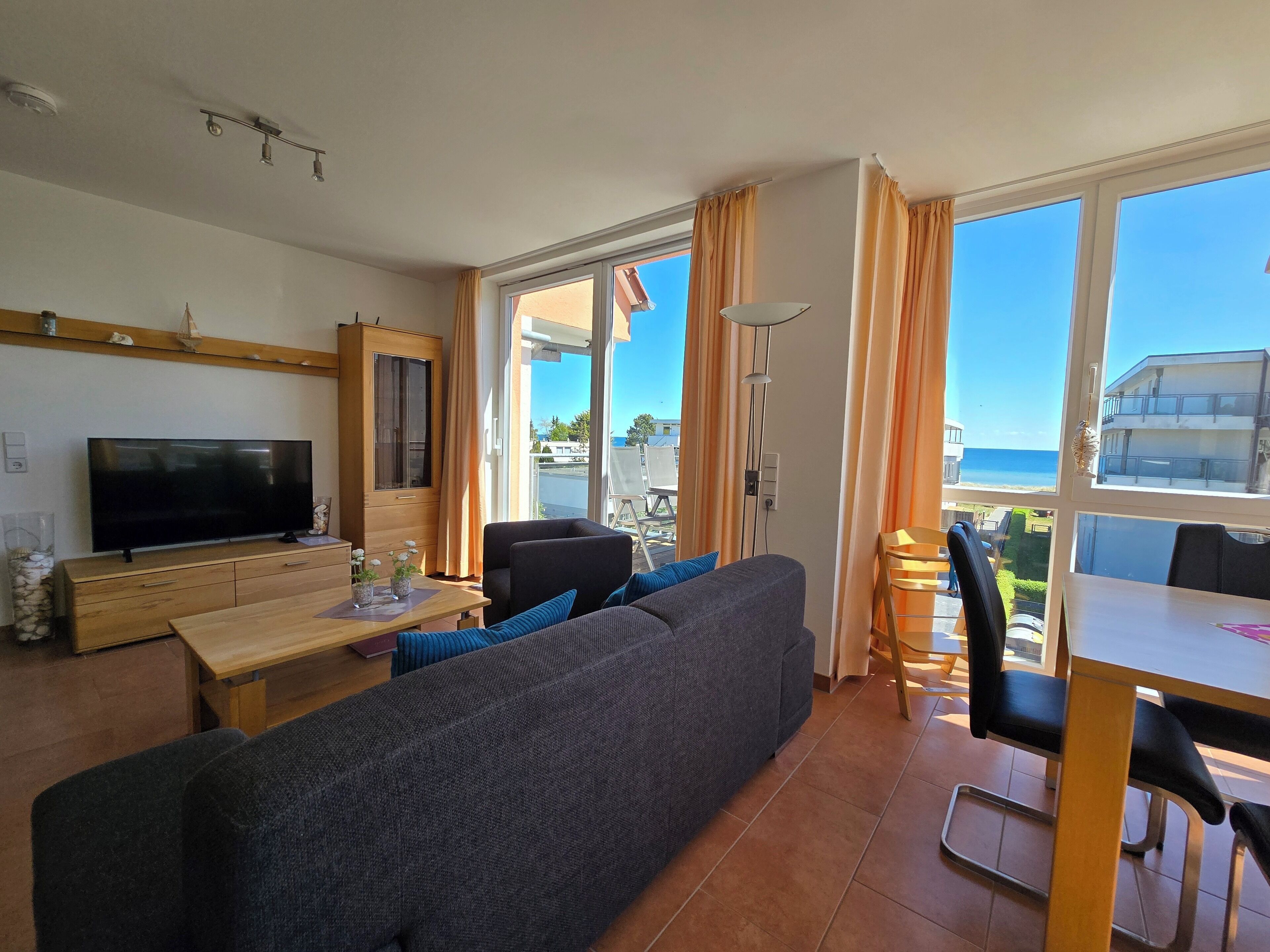 TV, fireplace, DVD player, stereo