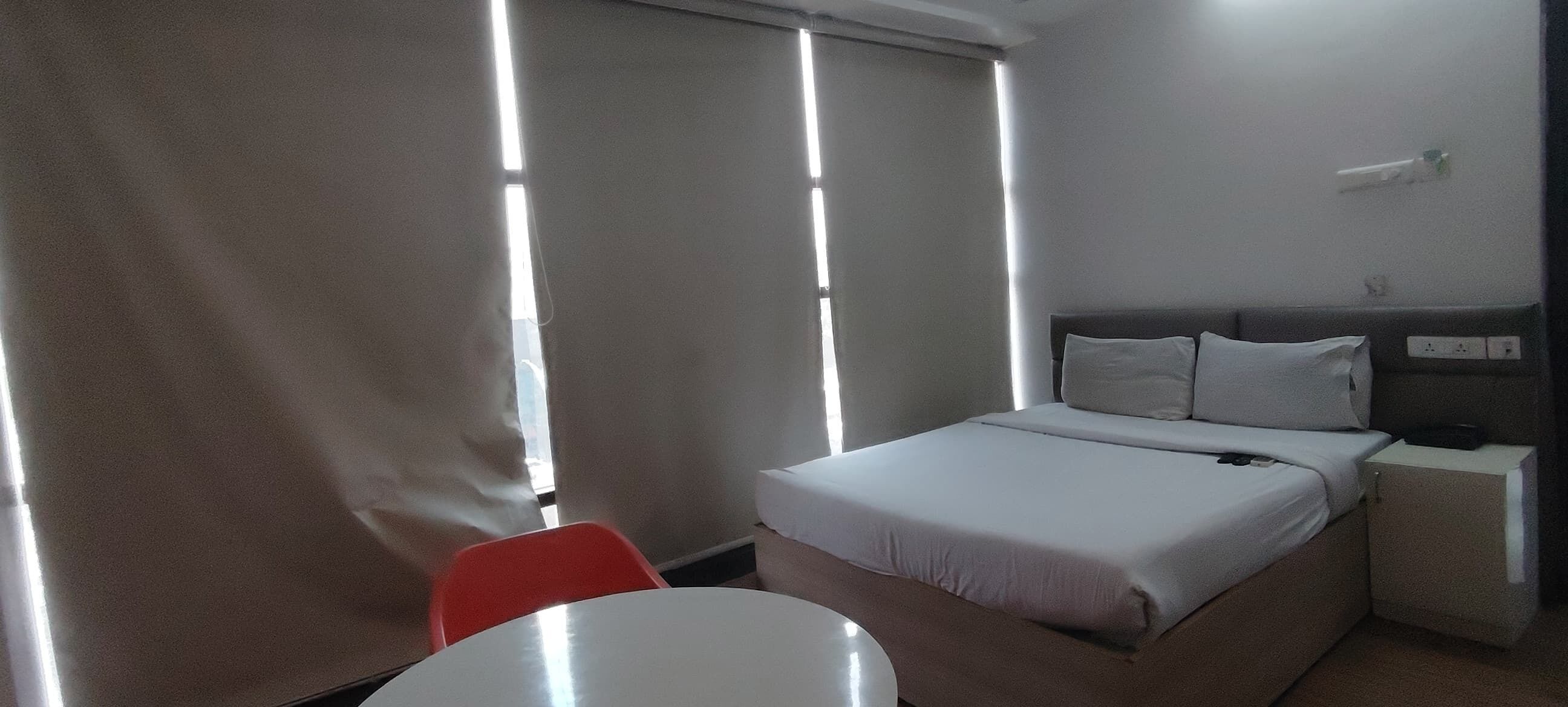 Deluxe Double Room, City View | Desk, free WiFi
