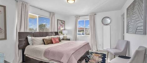 3 chambres, bureau, fer et planche à repasser, Wi-Fi