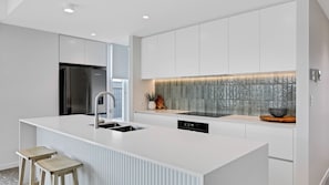 Fridge, microwave, oven, stovetop