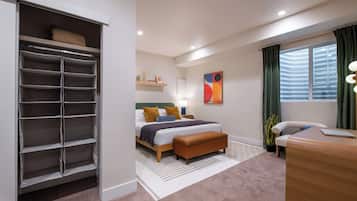2 bedrooms, desk, iron/ironing board, free WiFi