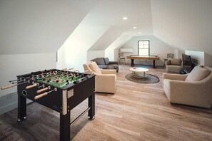 Spielezimmer