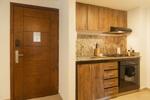 Fridge, microwave, oven, coffee/tea maker