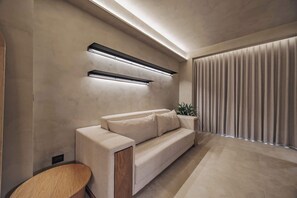TV, offices