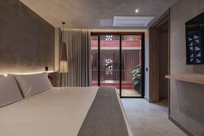 2 عدّة غرف نوم ومكواة/لوح كي وواي فاي وملاءات أسرّة