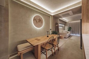 تناول الطعام