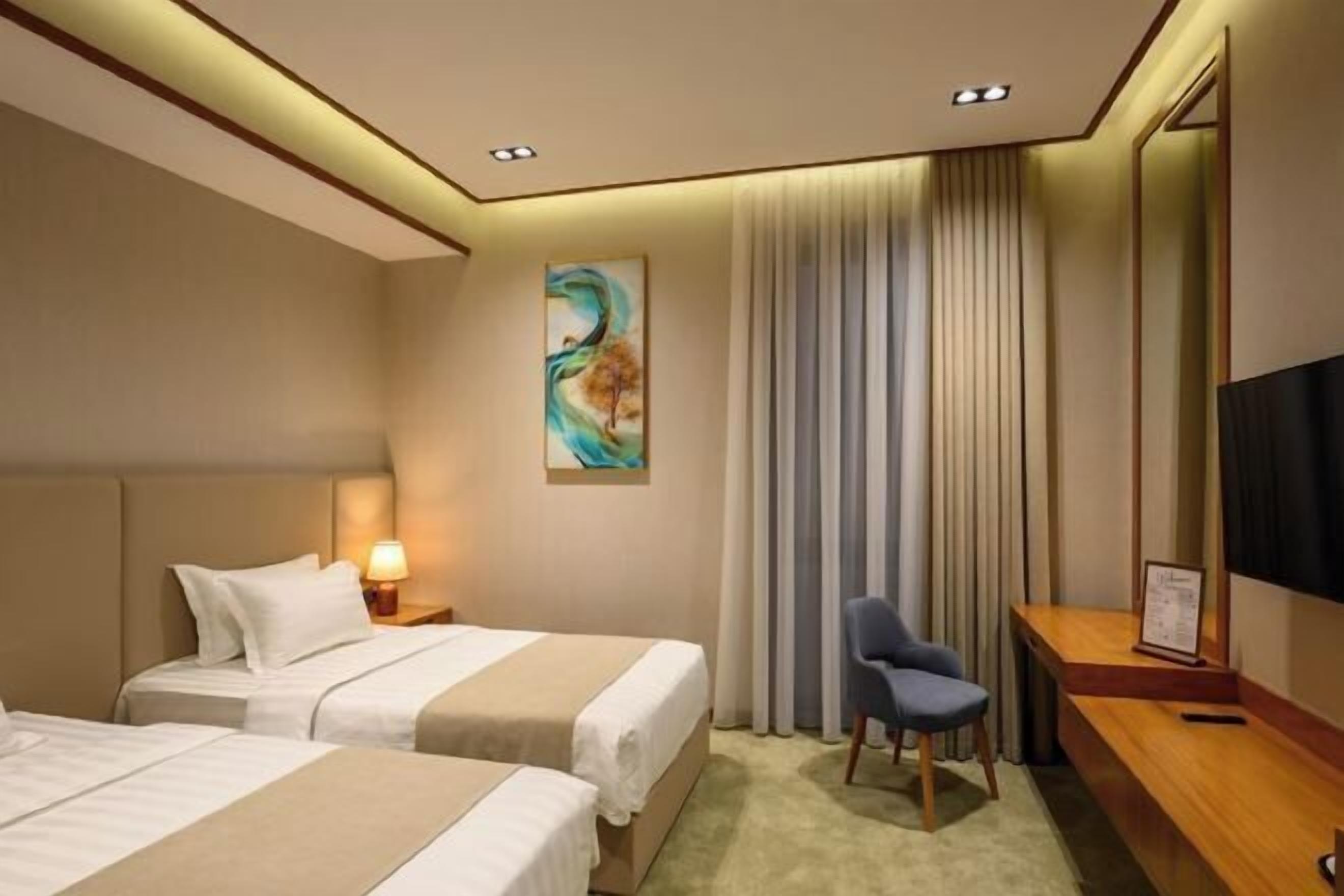 Minibar, desk, laptop workspace, soundproofing