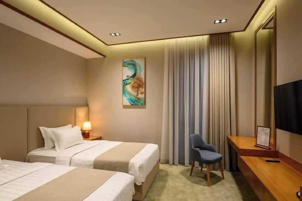 Minibar, desk, laptop workspace, soundproofing