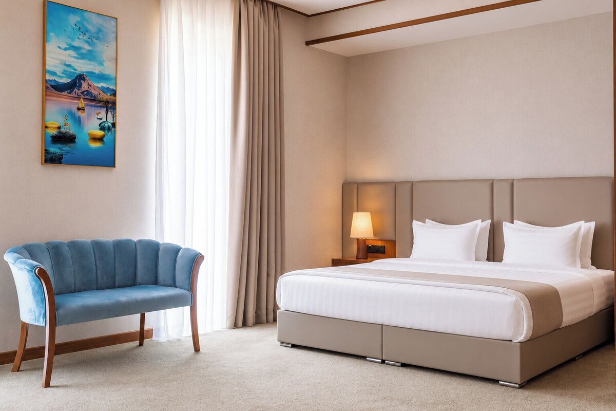 Habitació de luxe | Minibar, escriptori i espai de treball apte per a portàtils 