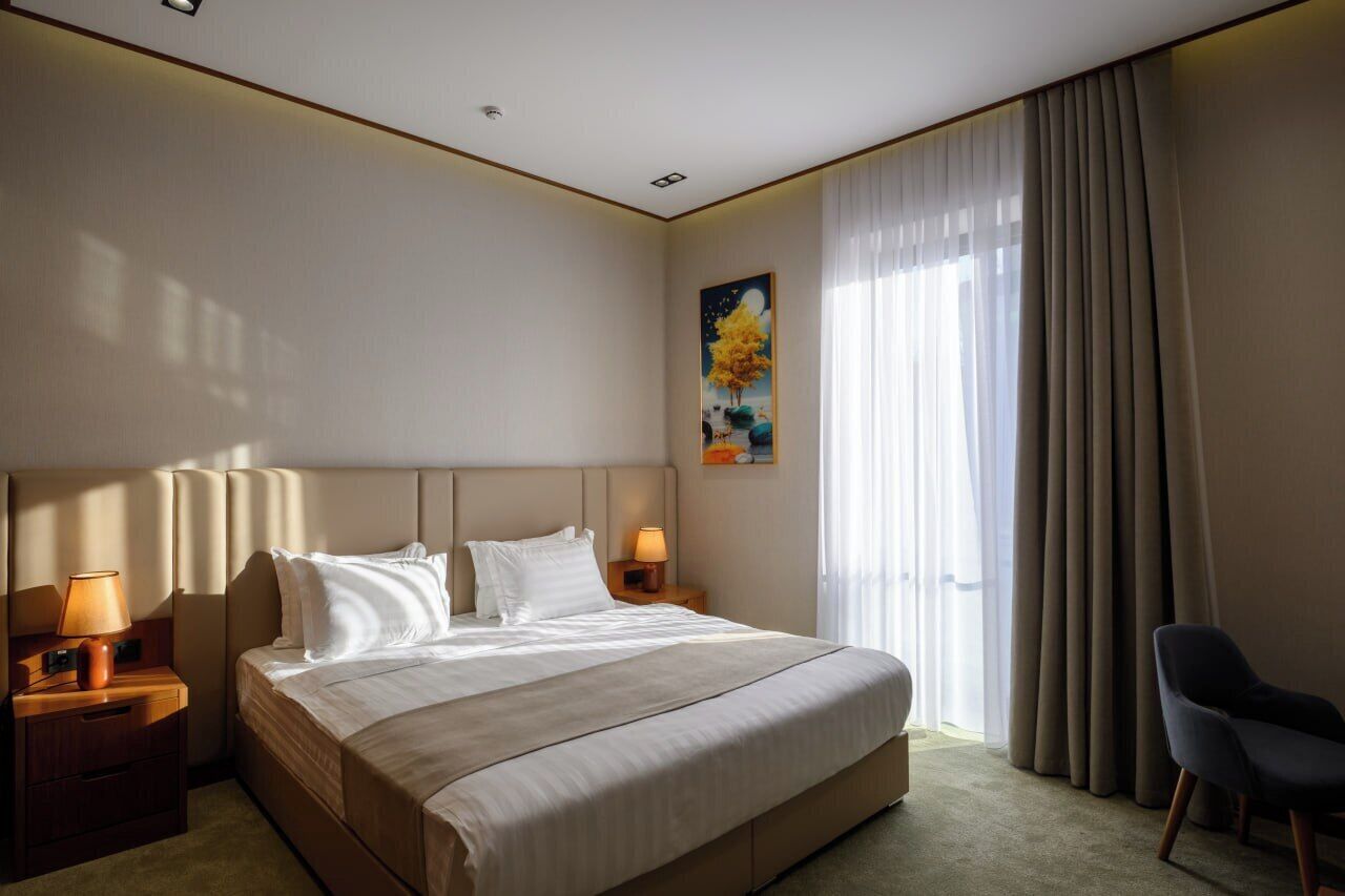 Pillow-top beds, minibar, desk, laptop workspace