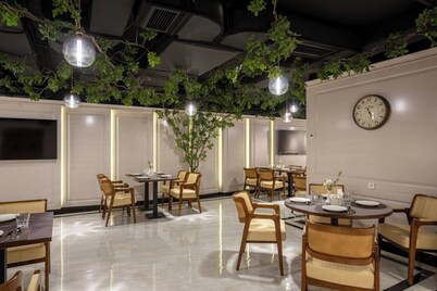 Consti Hotel Tashkent