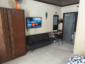 Classic Apartment, Balcony