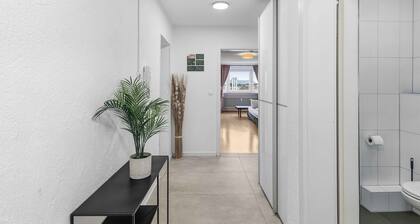 City Apartment | View & WIFI