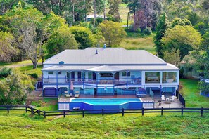 Exterior - Paddock View Ranch in the Sunny Coast Countryside (Belli Park)