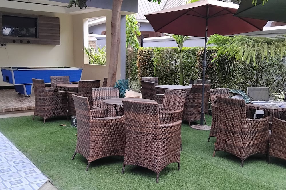 Meltonia Luxury Inn