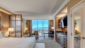 デスク、アイロン / アイロン台、WiFi、ベッドシーツ