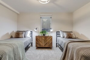 4 chambres, bureau, fer et planche à repasser, Wi-Fi gratuit